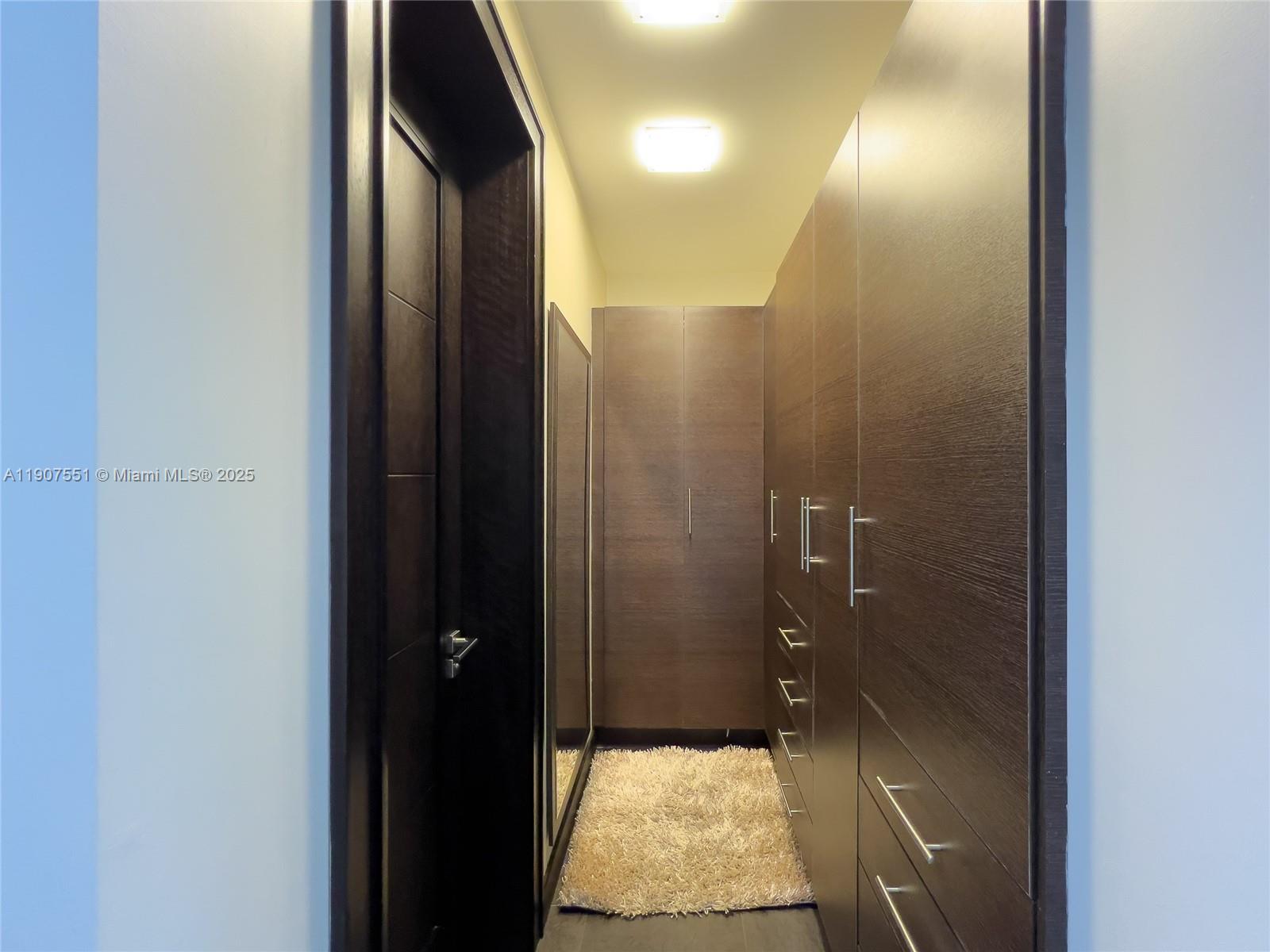 Via A Tanda Urban Rincon Del Valle