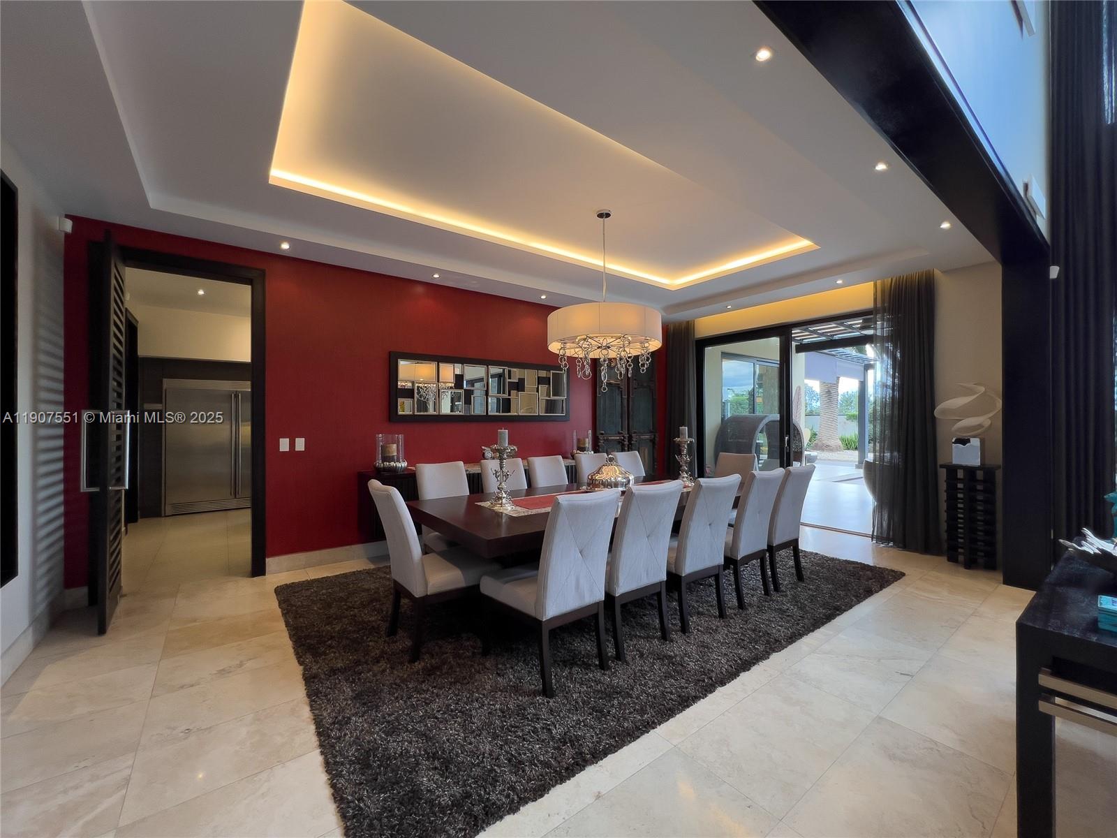 Via A Tanda Urban Rincon Del Valle