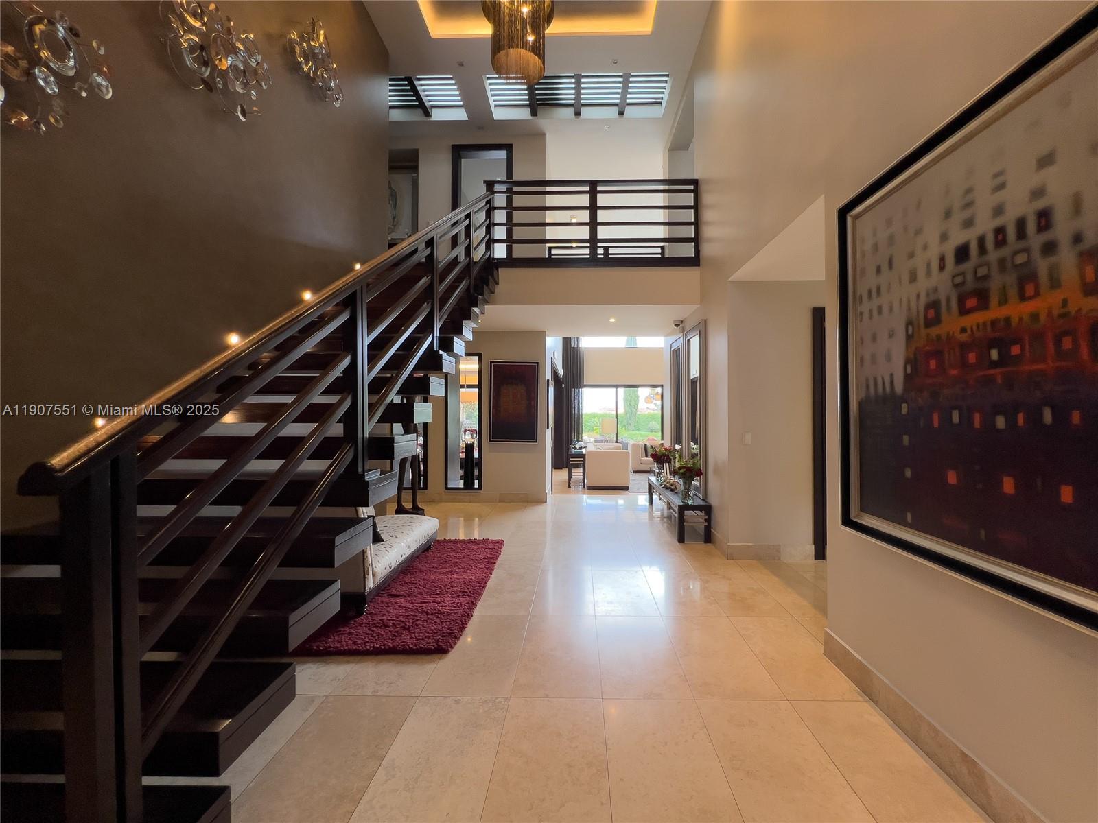 Via A Tanda Urban Rincon Del Valle