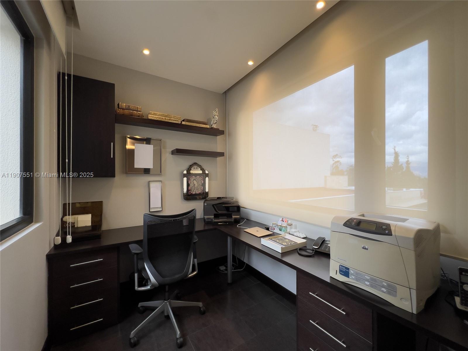 Via A Tanda Urban Rincon Del Valle