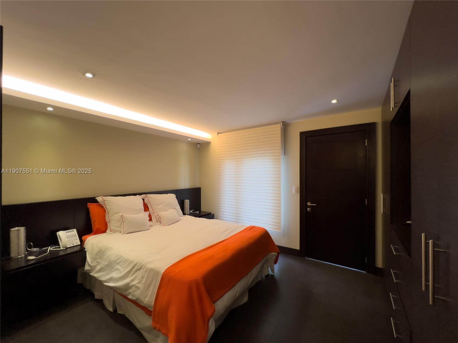 Via A Tanda Urban Rincon Del Valle