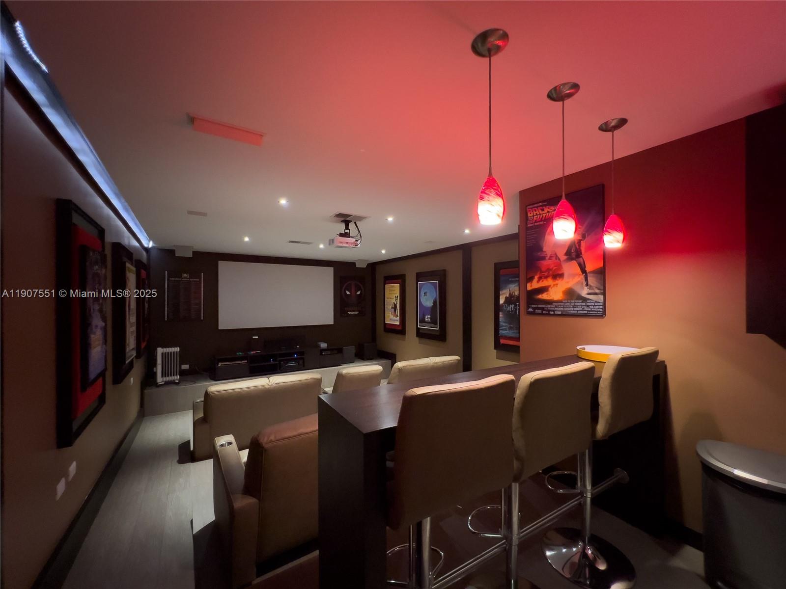 Via A Tanda Urban Rincon Del Valle