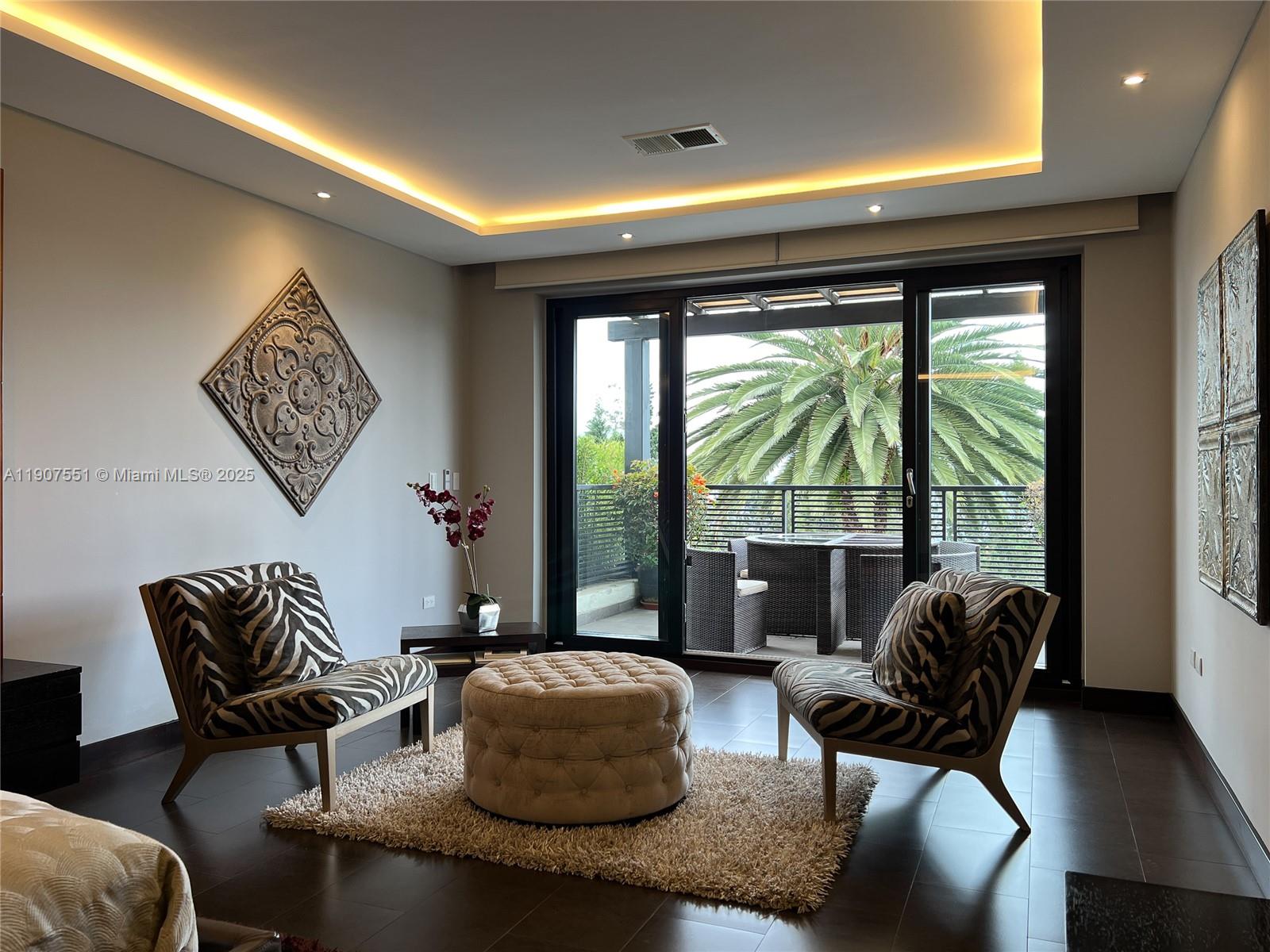 Via A Tanda Urban Rincon Del Valle