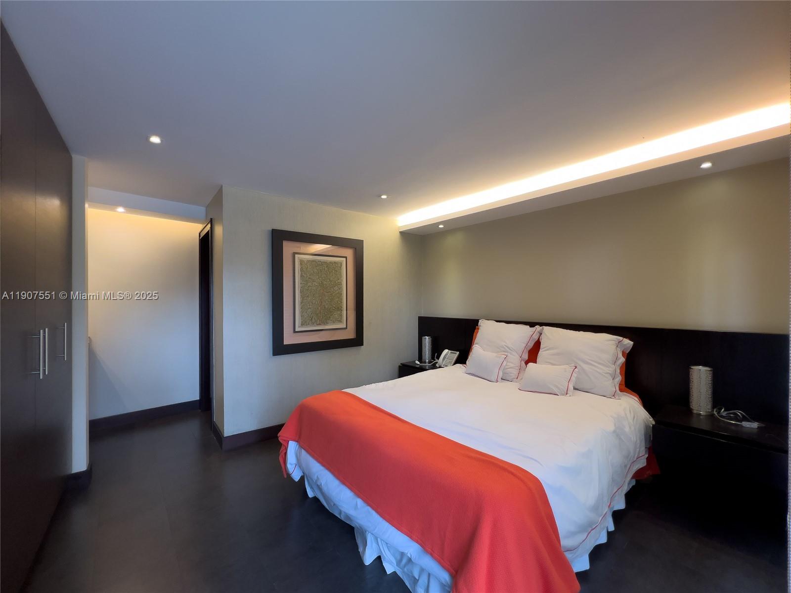 Via A Tanda Urban Rincon Del Valle