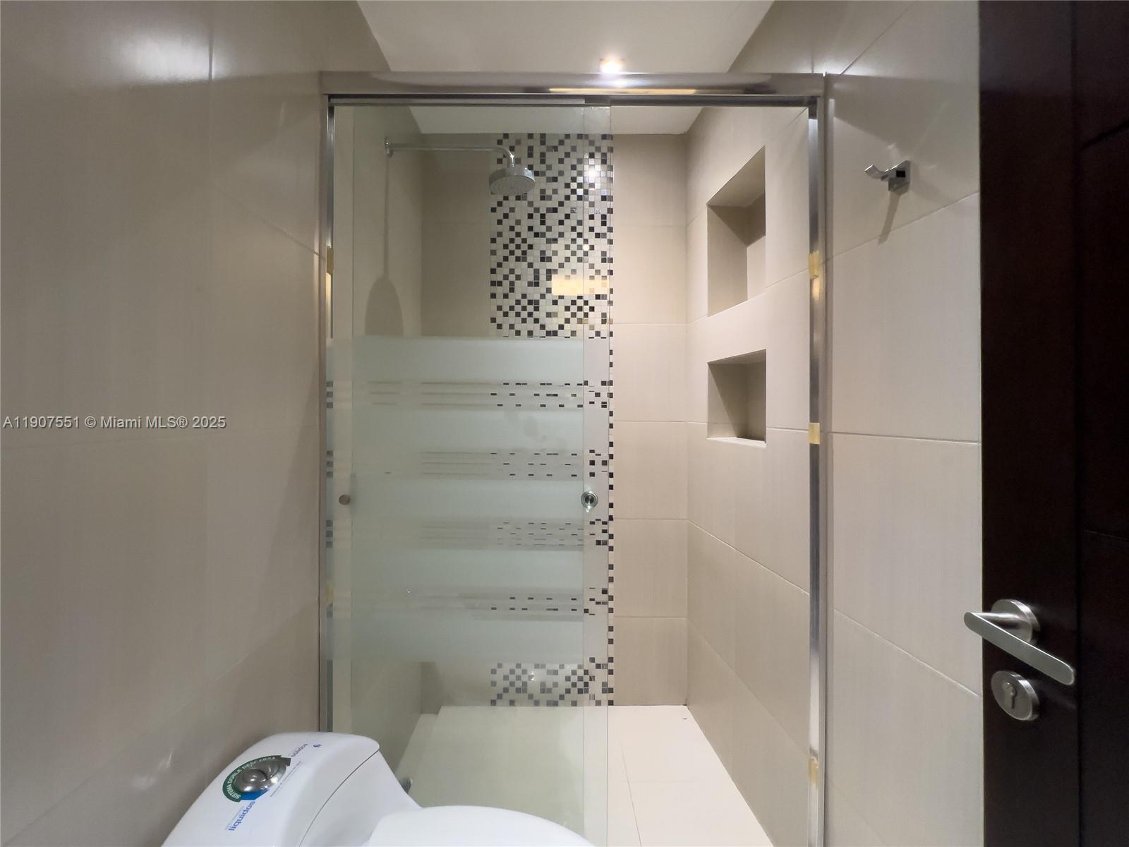 Via A Tanda Urban Rincon Del Valle