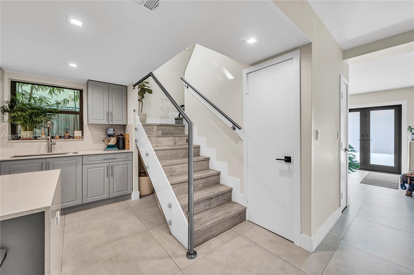 2965 SW 25th Ter # 2965