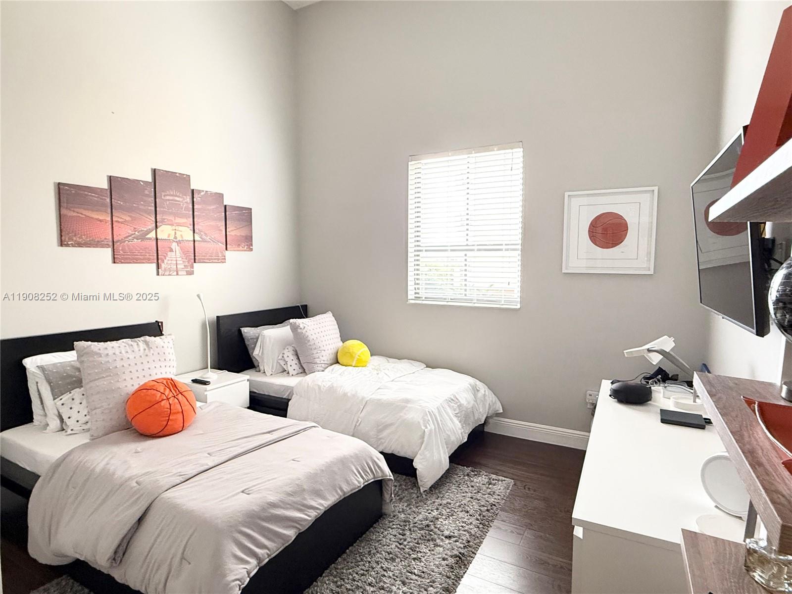 8390 SW 72nd Ave # 310