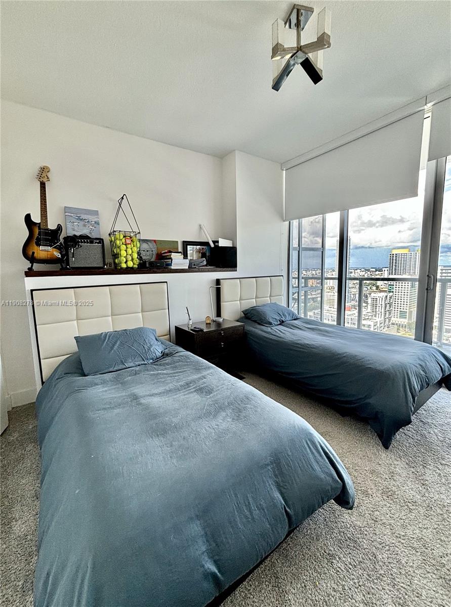 79 SW 12th St Unit: 4012-S