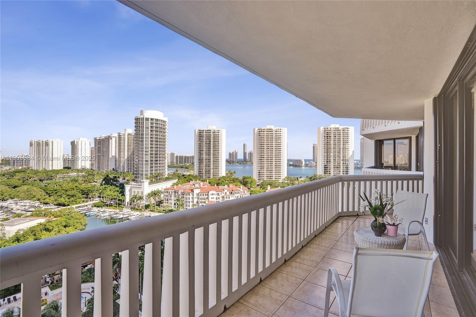 2000 Island Blvd # 1710