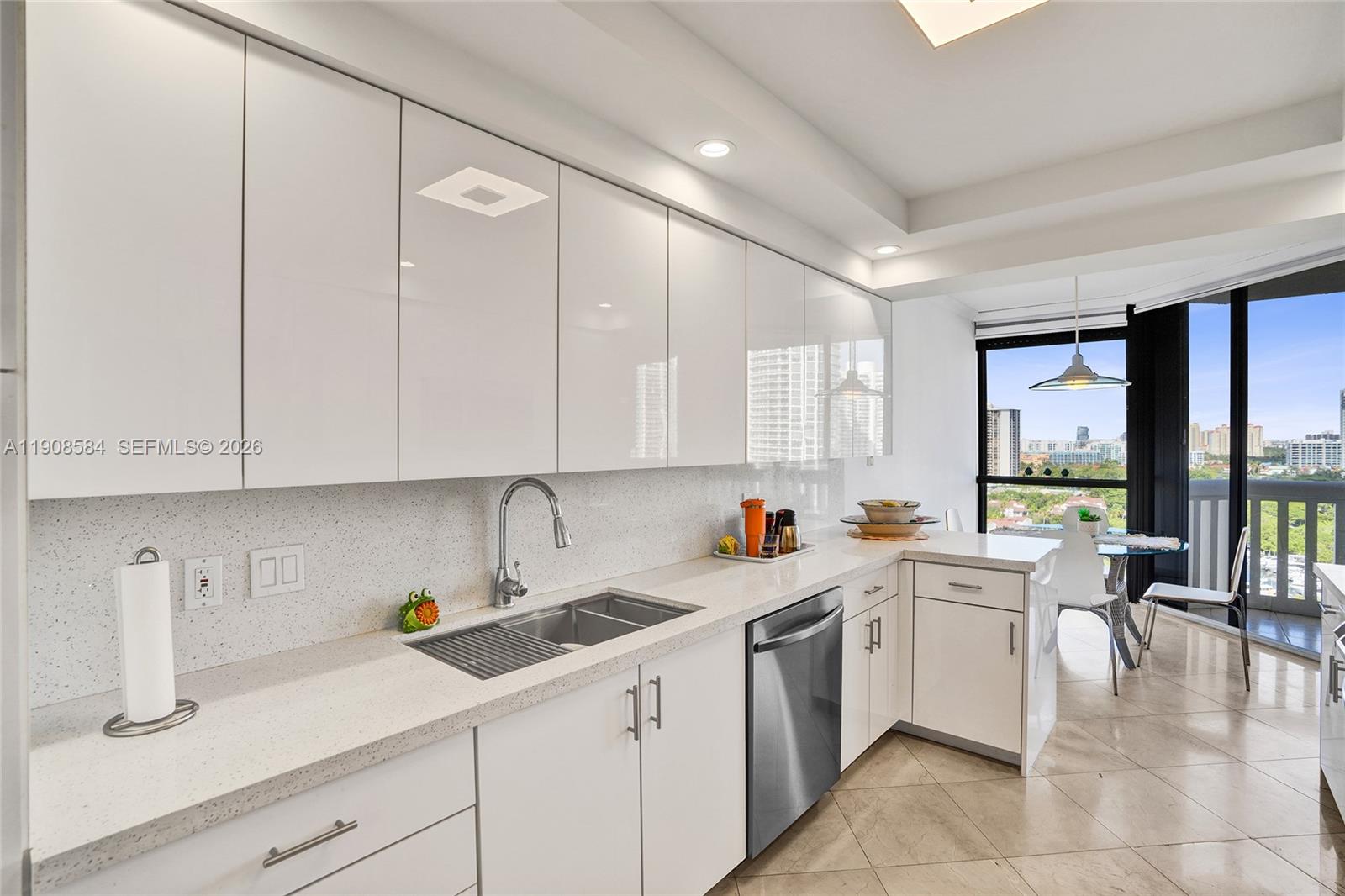 2000 Island Blvd # 1710