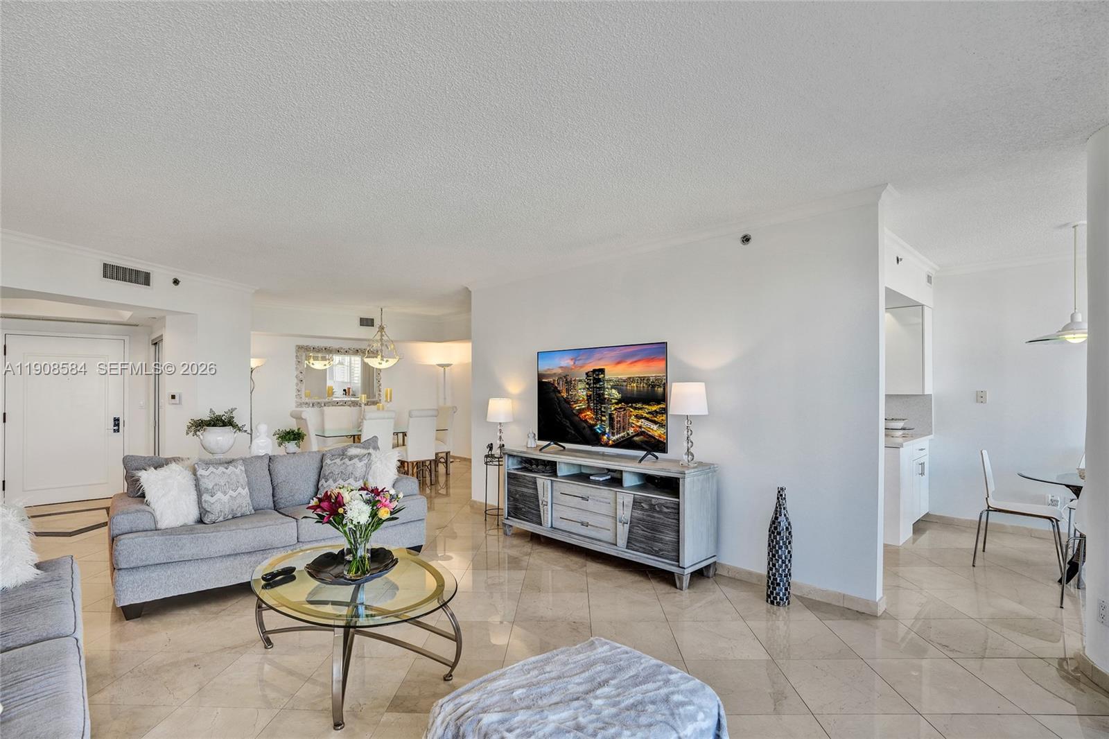 2000 Island Blvd # 1710