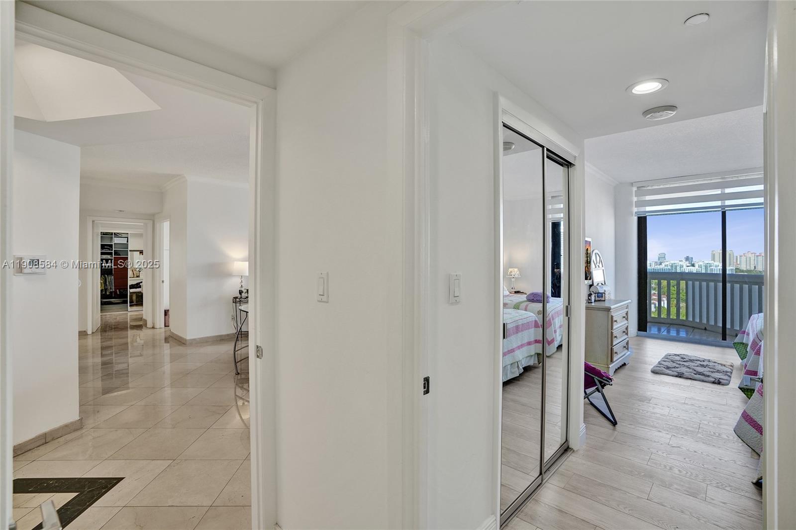 2000 Island Blvd # 1710