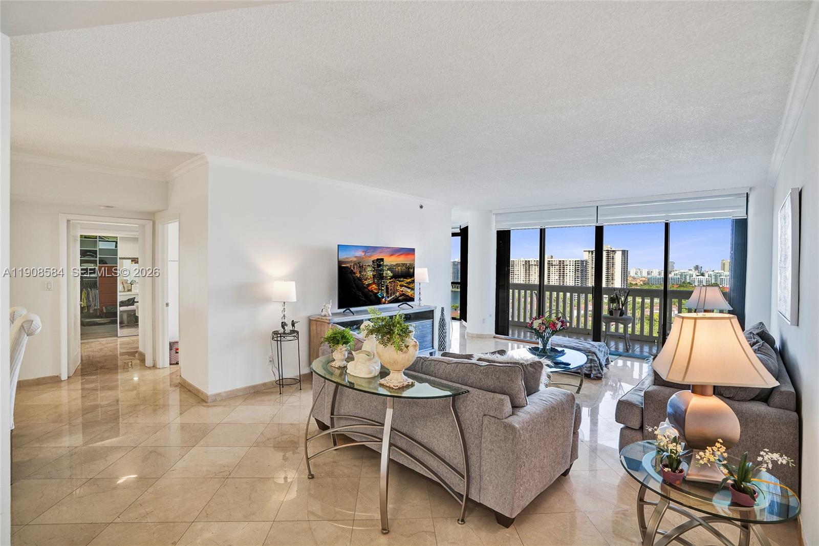 2000 Island Blvd # 1710