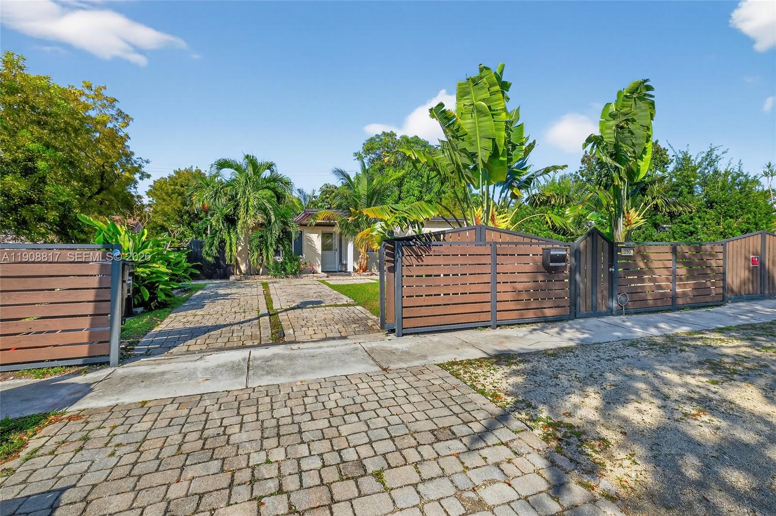 155 NW 124th St