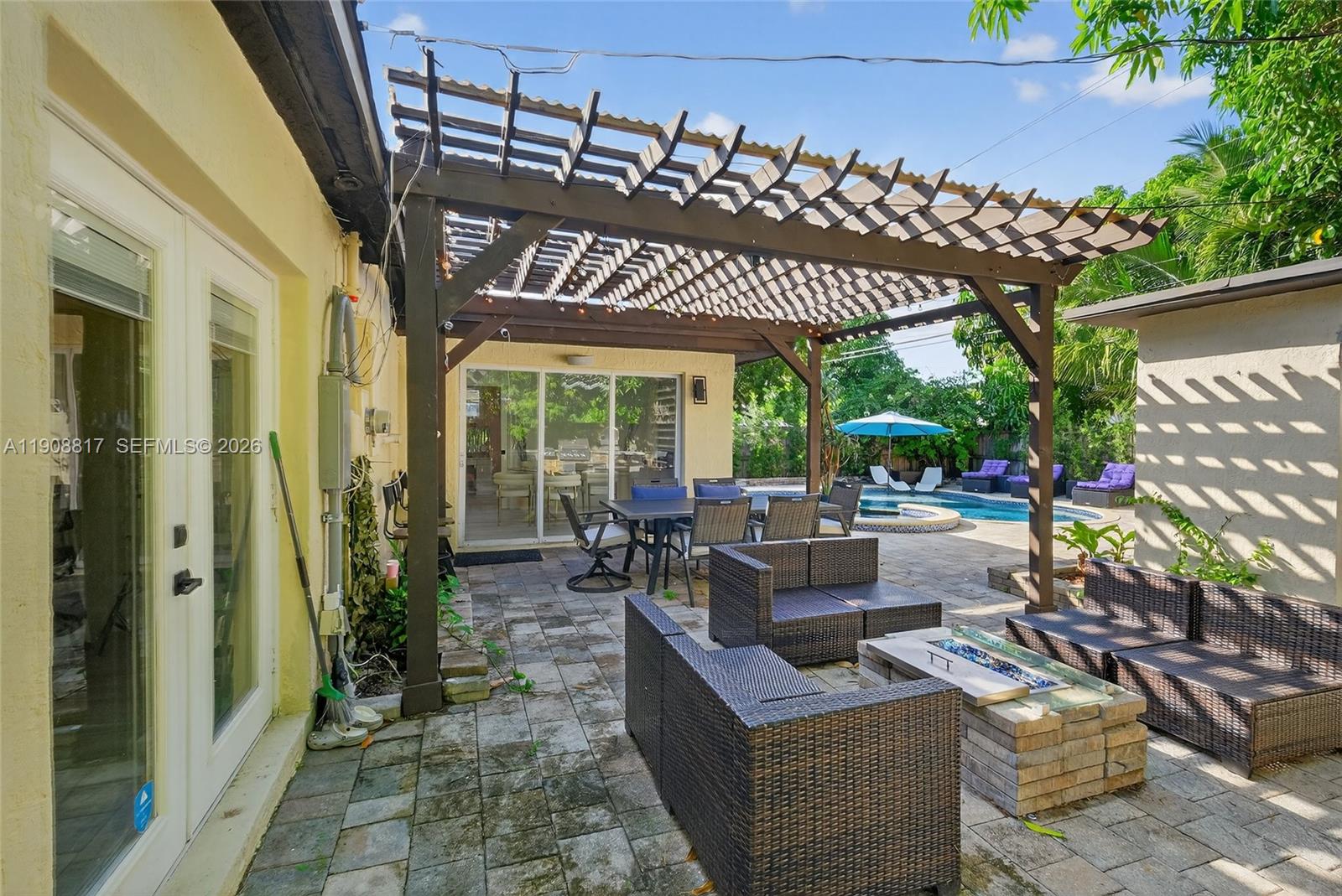 155 NW 124th St