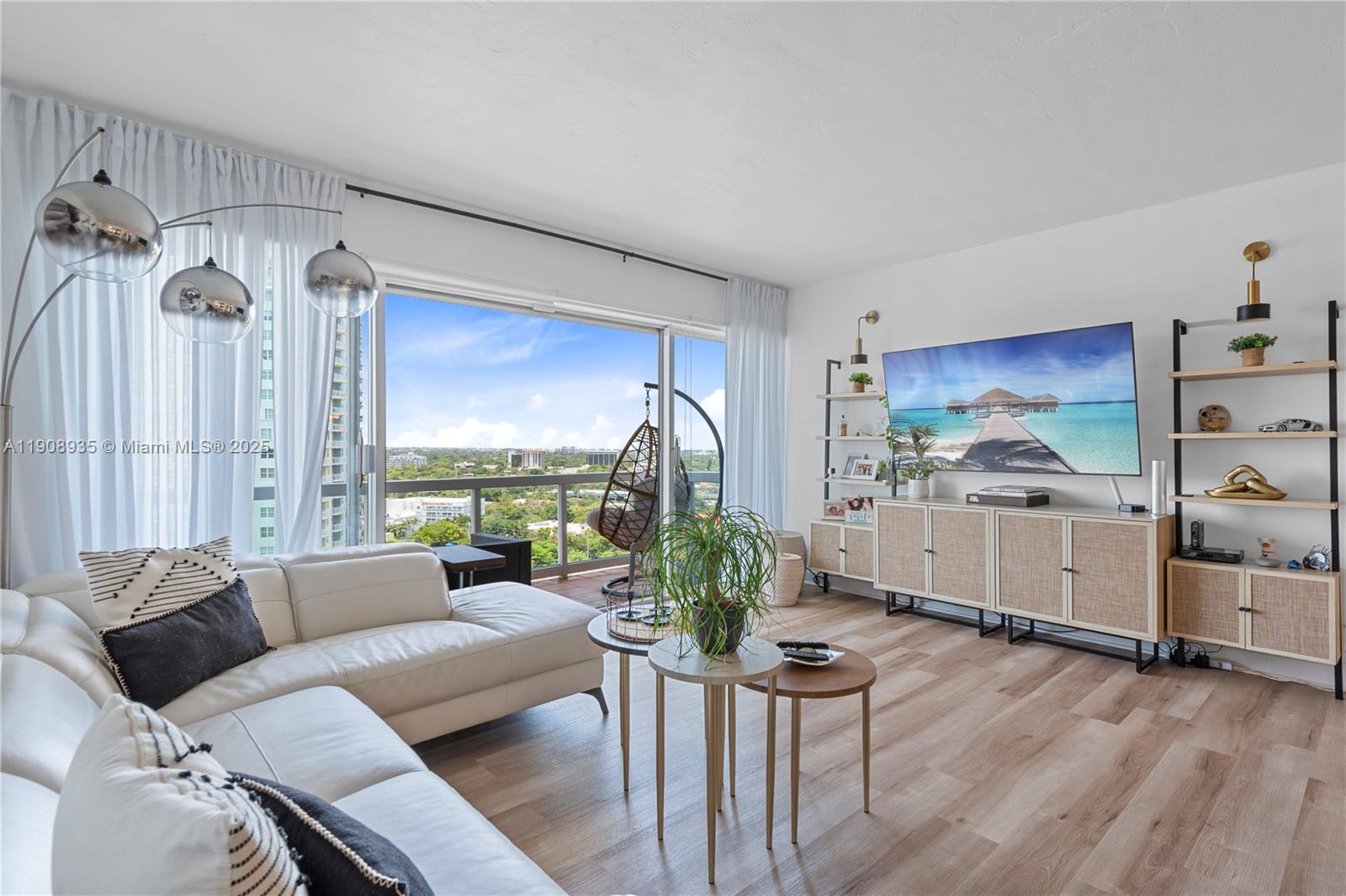 2451 Brickell Ave # 16K