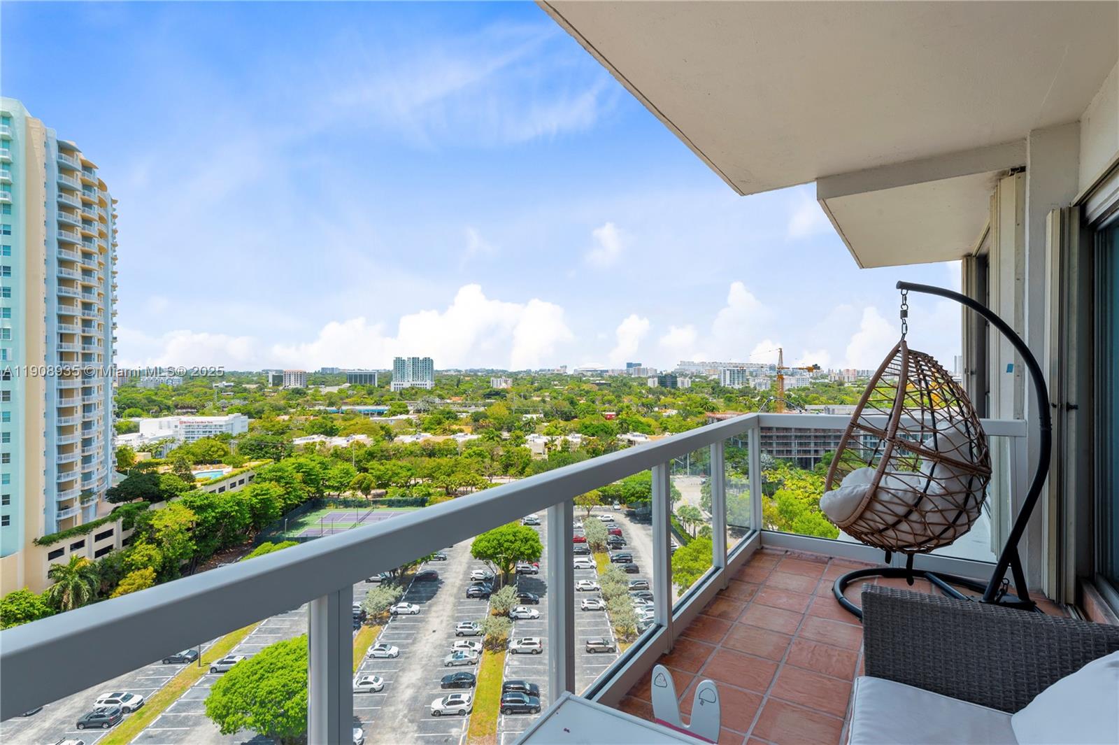 2451 Brickell Ave # 16K