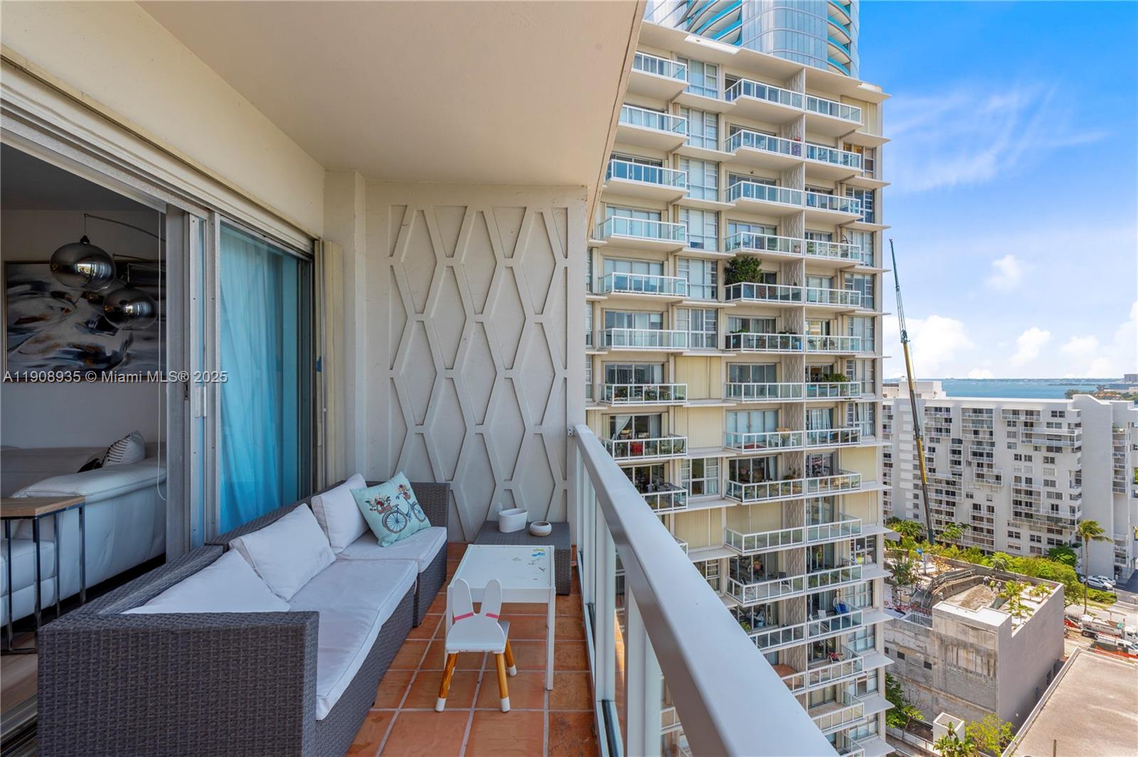 2451 Brickell Ave # 16K