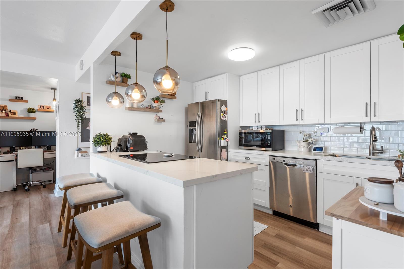 2451 Brickell Ave # 16K