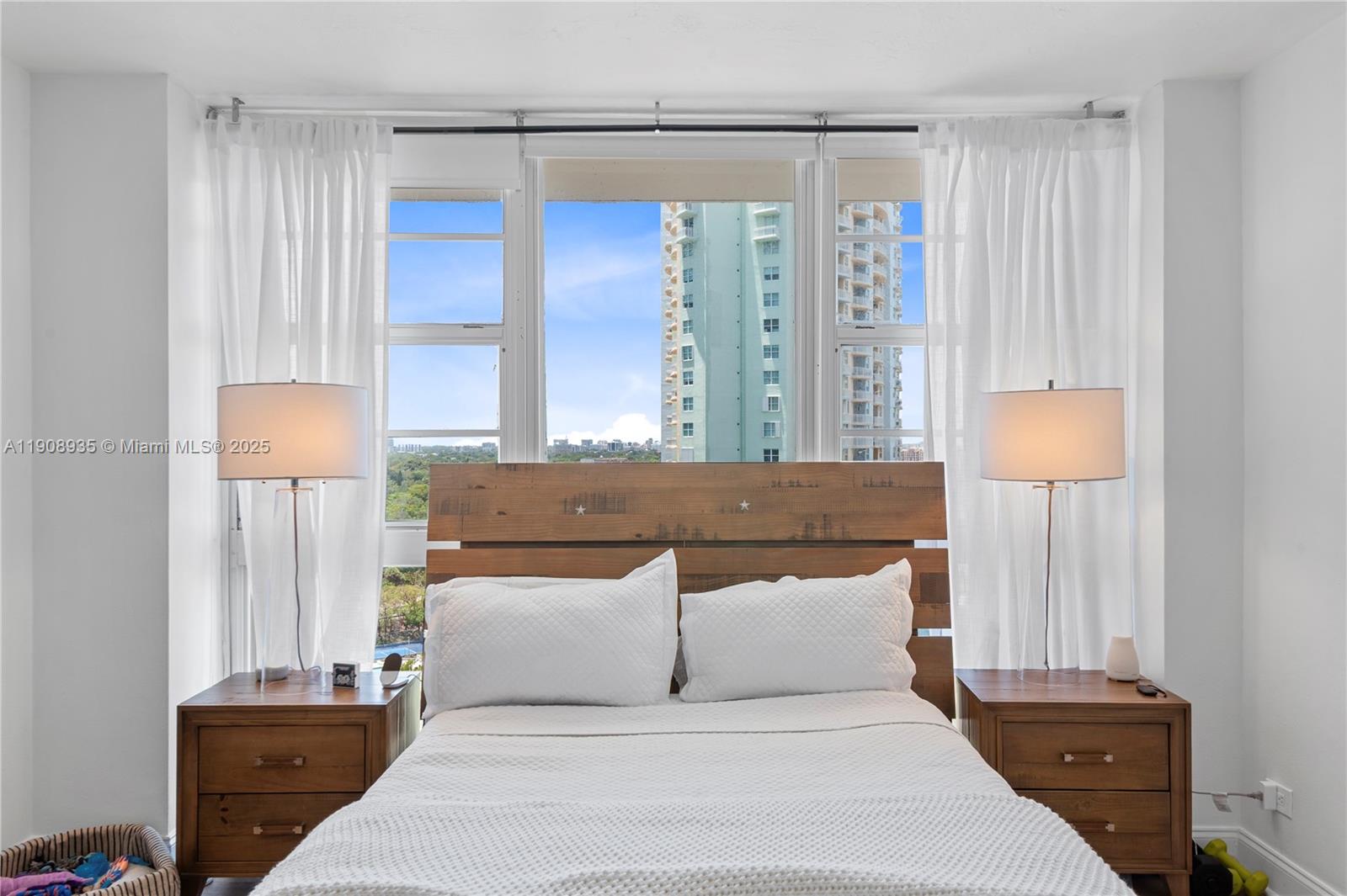 2451 Brickell Ave # 16K