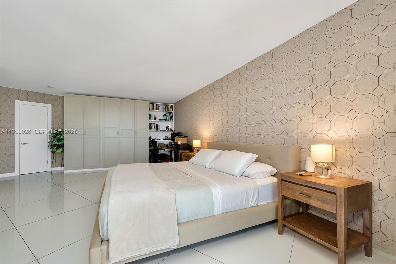 1111 Crandon Blvd # A801