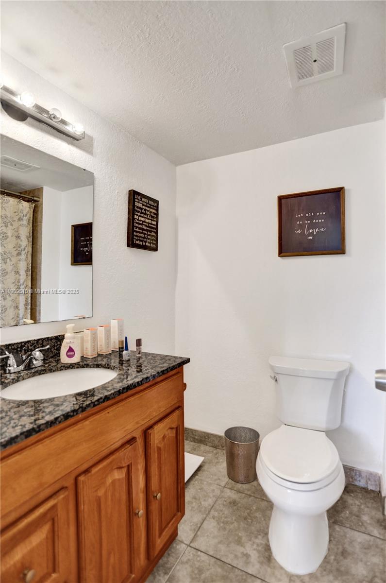 4154 NW 79th Ave # 1D