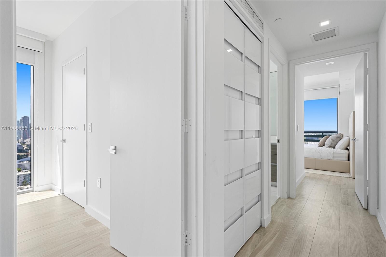 460 NE 28th St # 3508