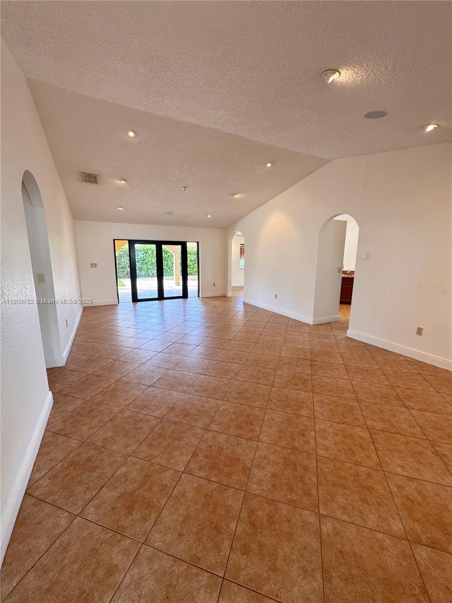 17910 SW 137th Ct Unit: *