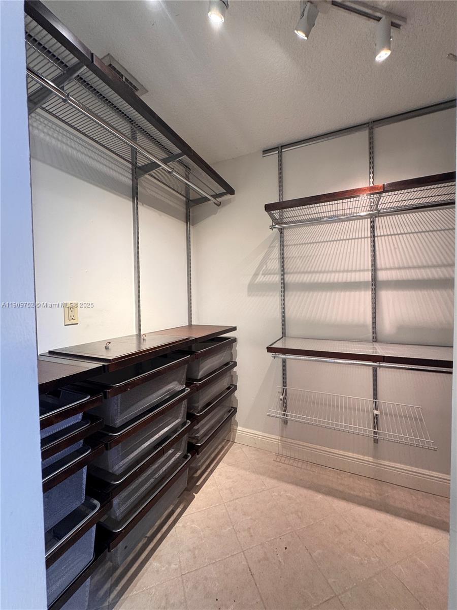 17910 SW 137th Ct Unit: *