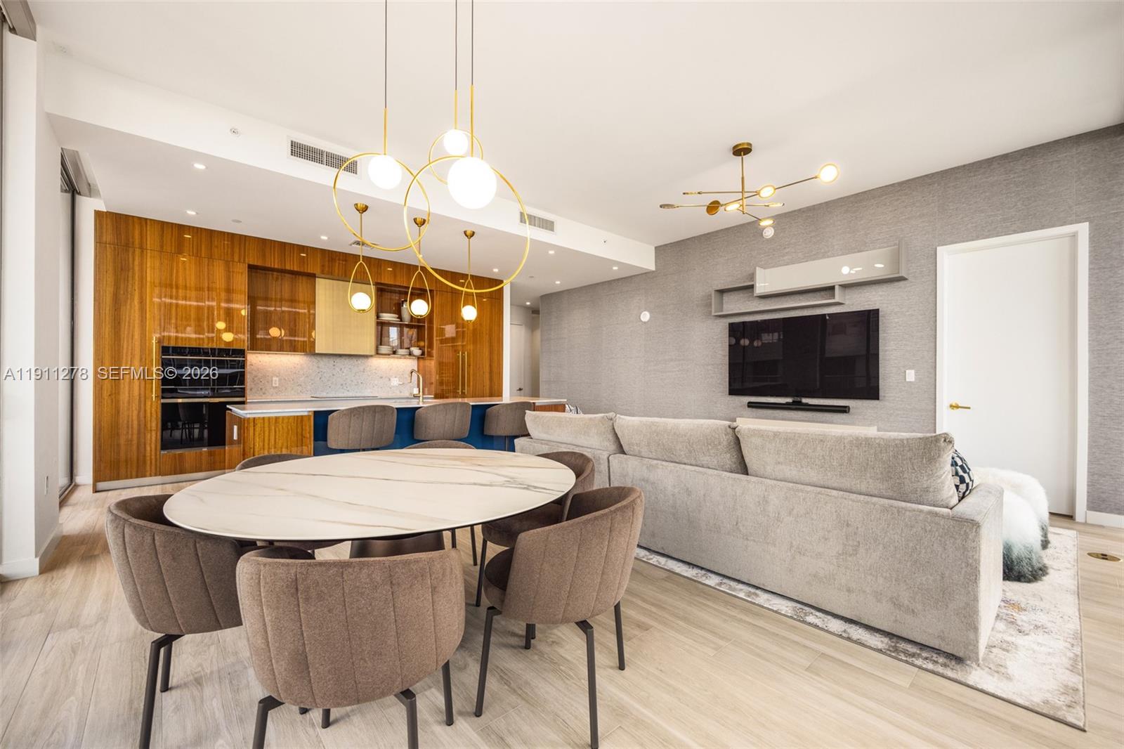 2655 S Bayshore Dr # 1412