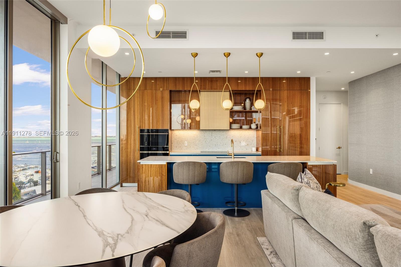 2655 S Bayshore Dr # 1412