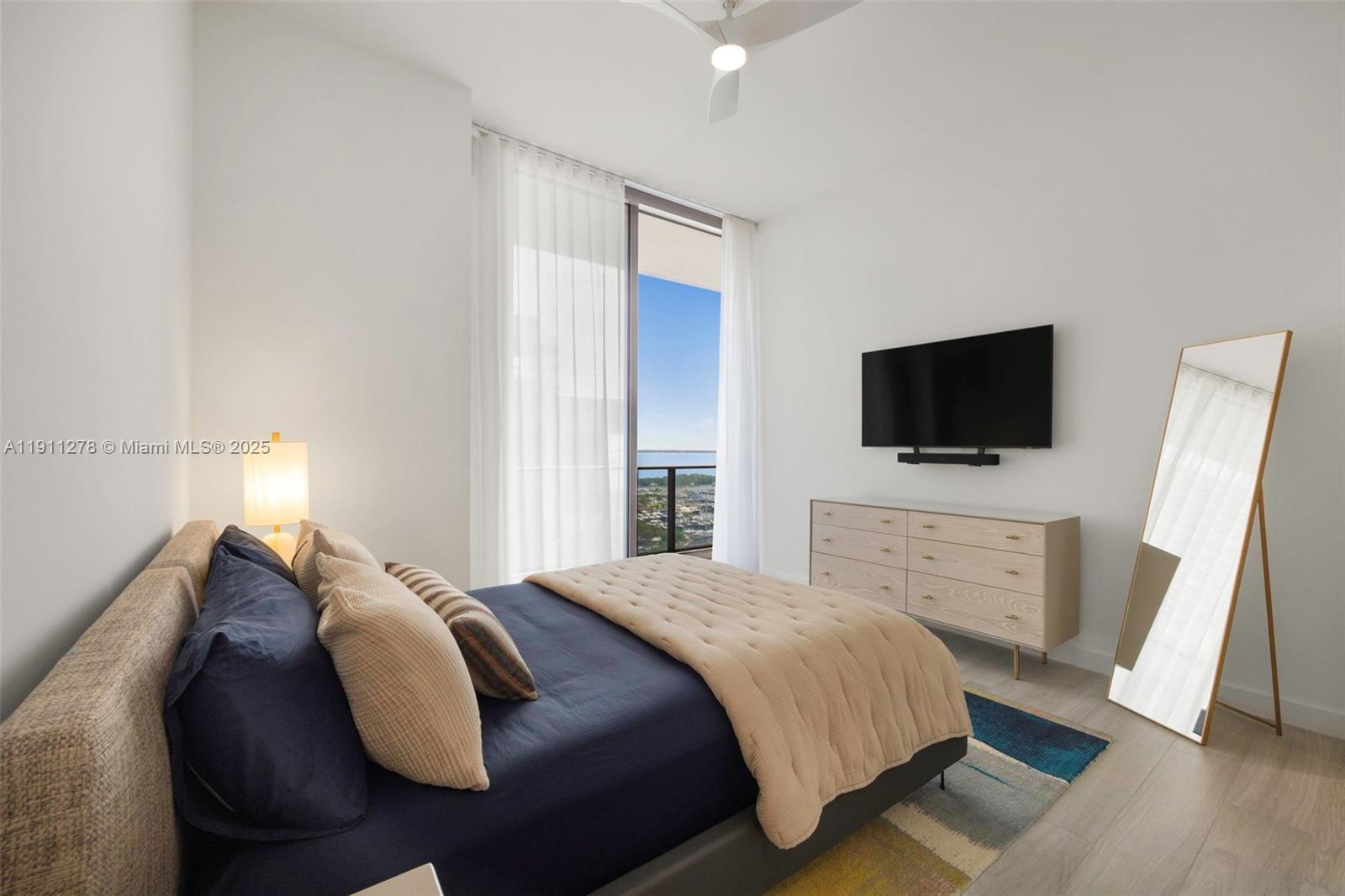 2655 S Bayshore Dr # 1412