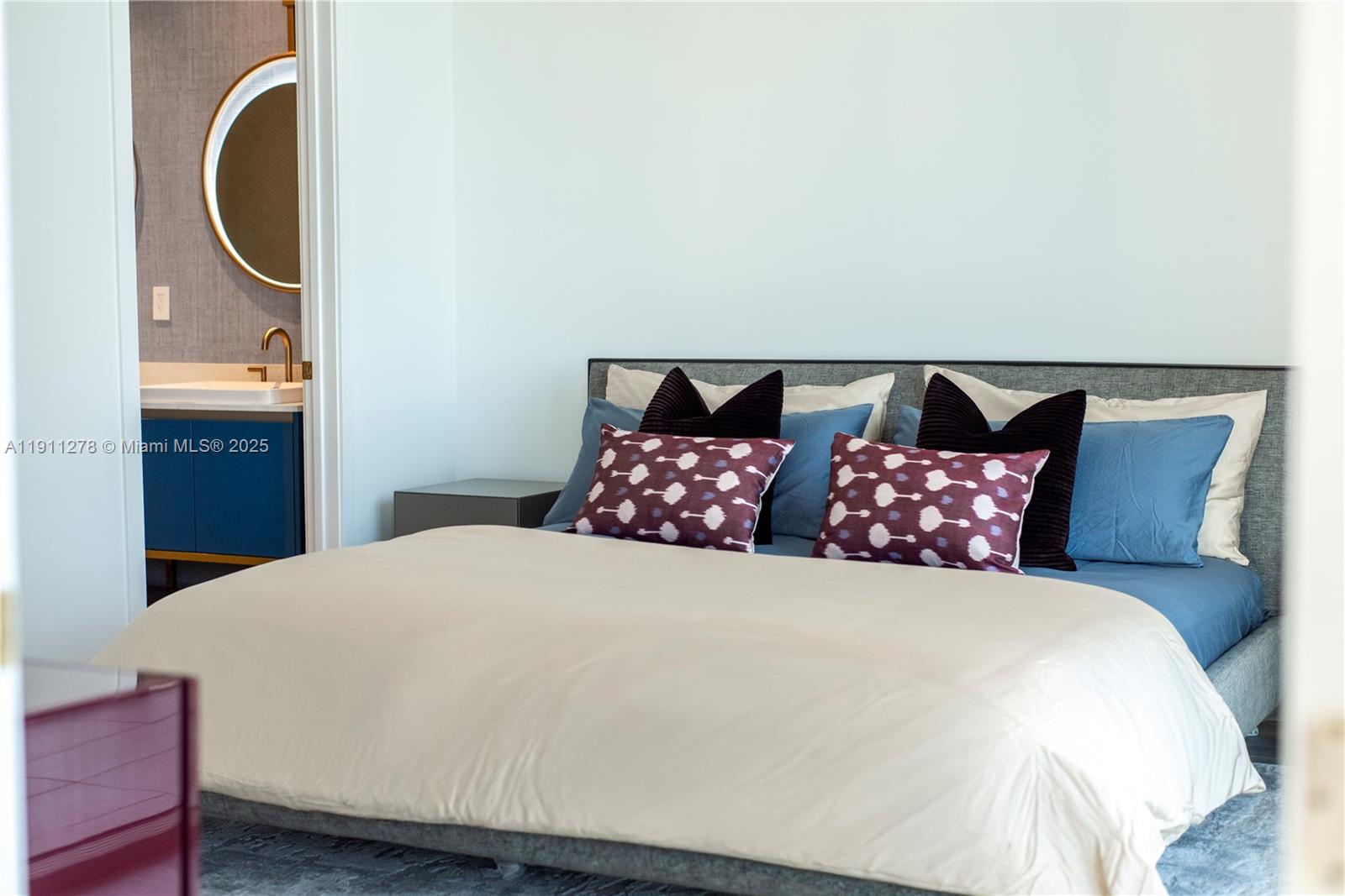 2655 S Bayshore Dr # 1412