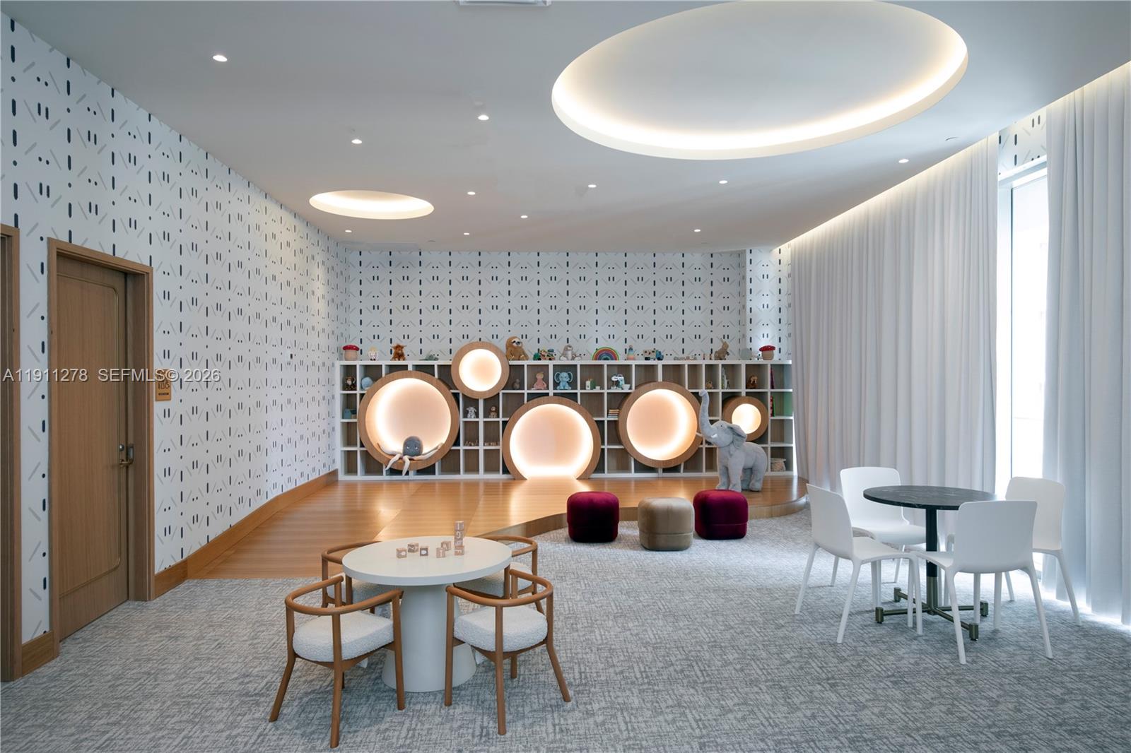 2655 S Bayshore Dr # 1412