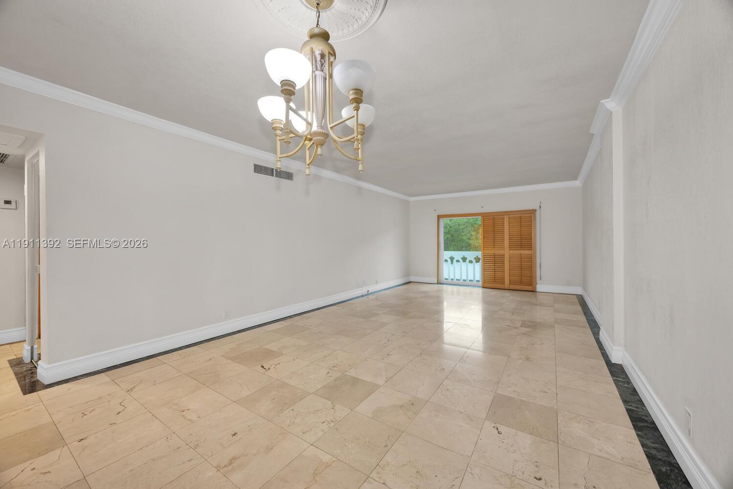 100 Edgewater Dr # 207