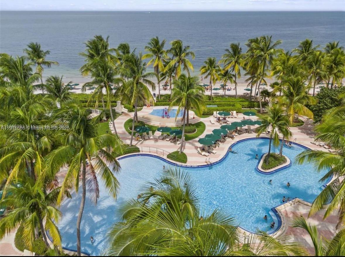 781 Crandon Blvd # 106