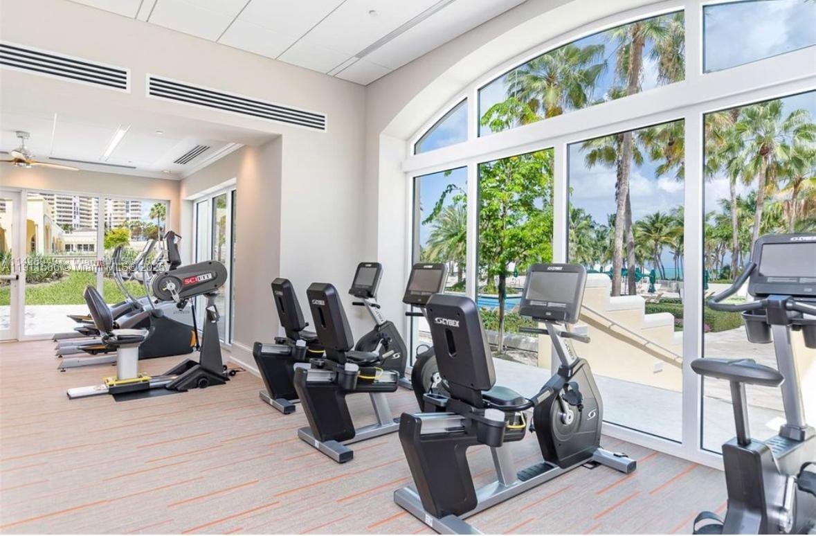 781 Crandon Blvd # 106