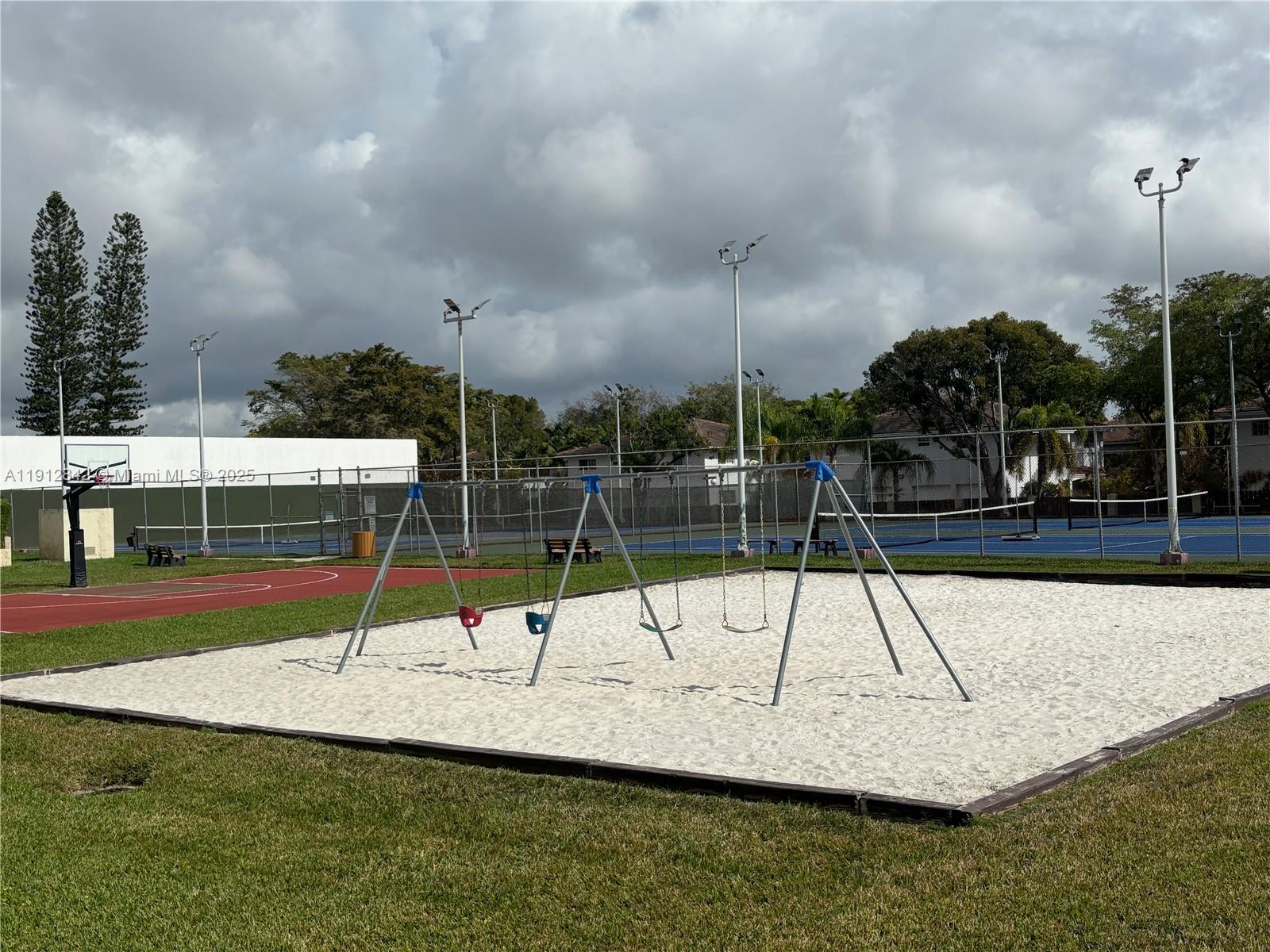 7825 Camino Real # 206 Unit: J-206