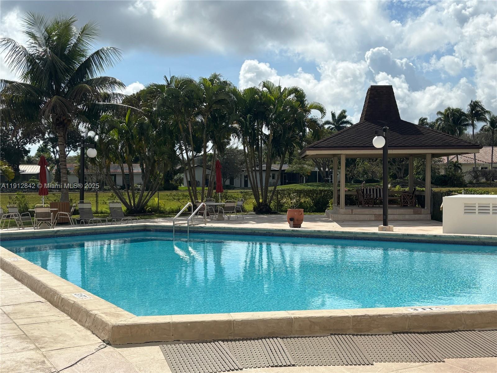 7825 Camino Real # 206 Unit: J-206