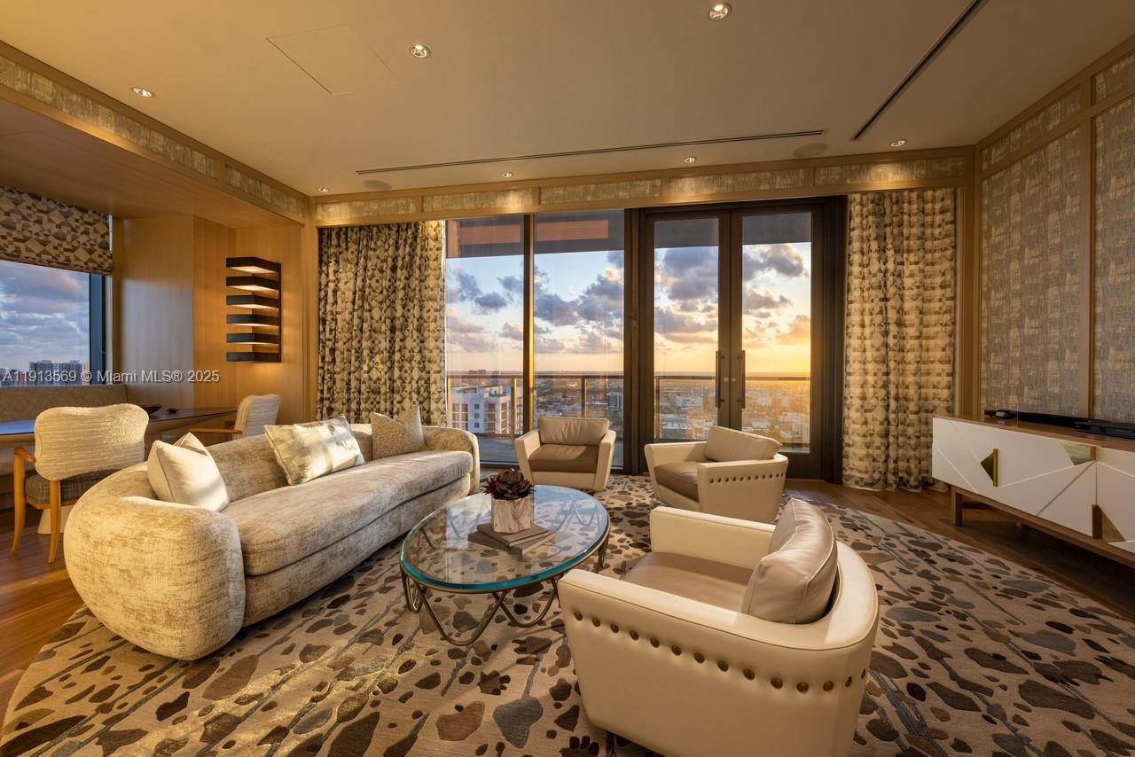 788 NE 23rd St # 4102