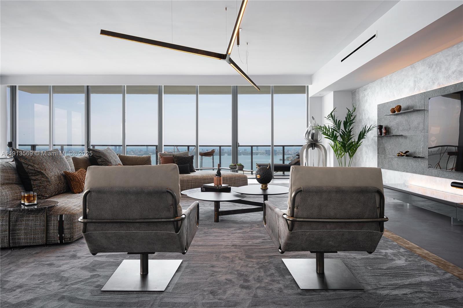 788 NE 23rd St # 4102