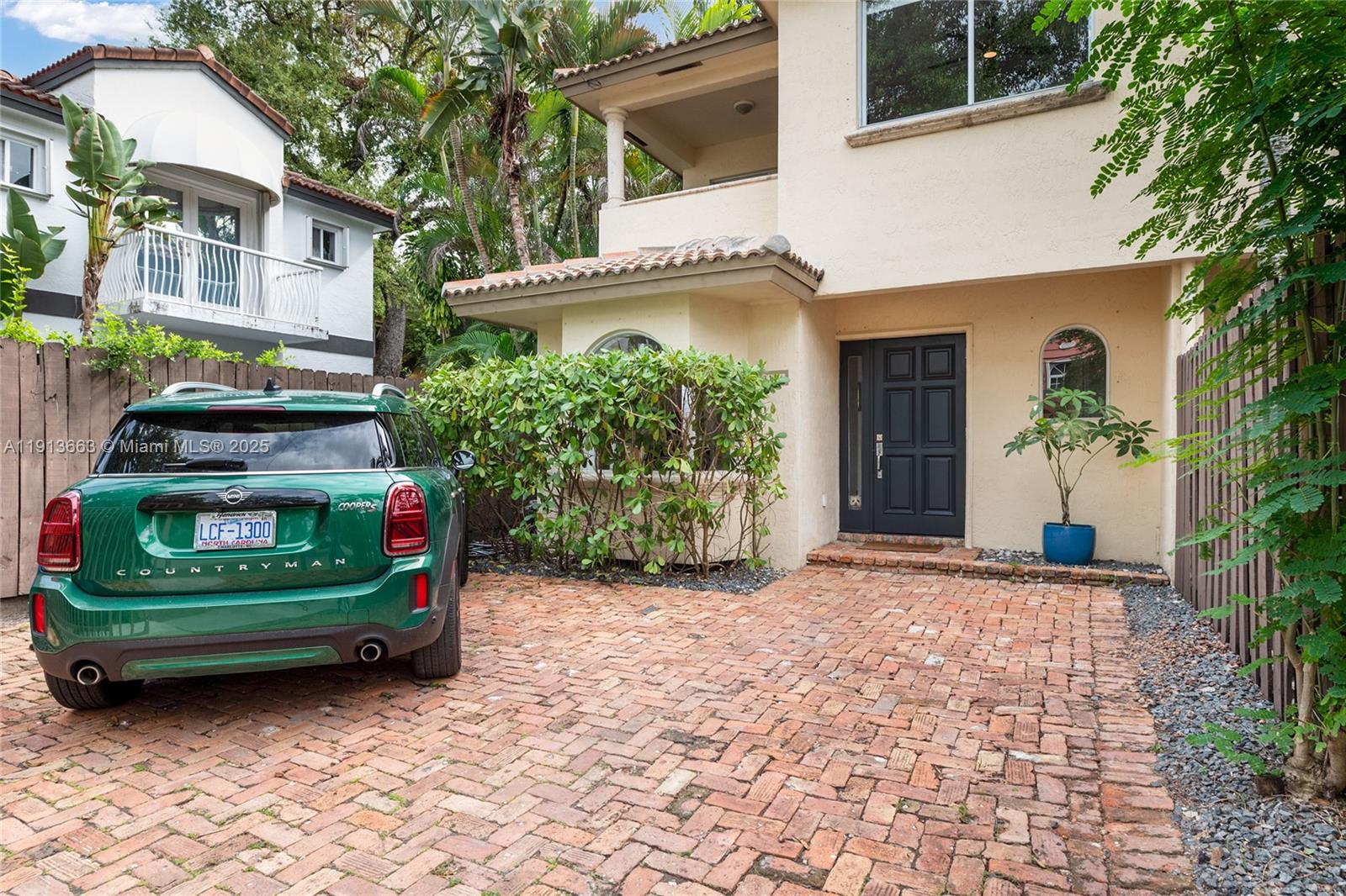 3124 Jackson Ave # 1