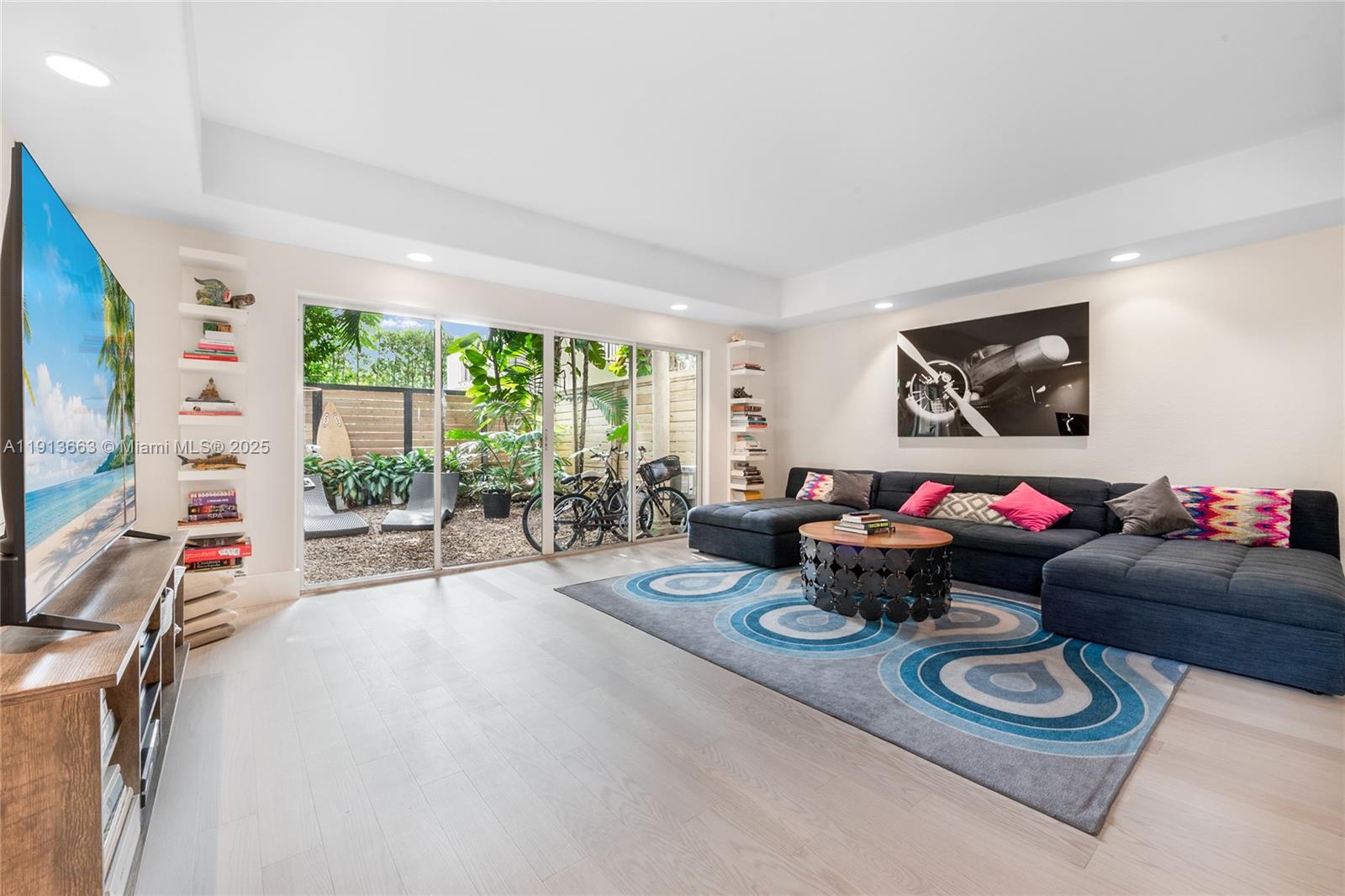 3124 Jackson Ave # 1