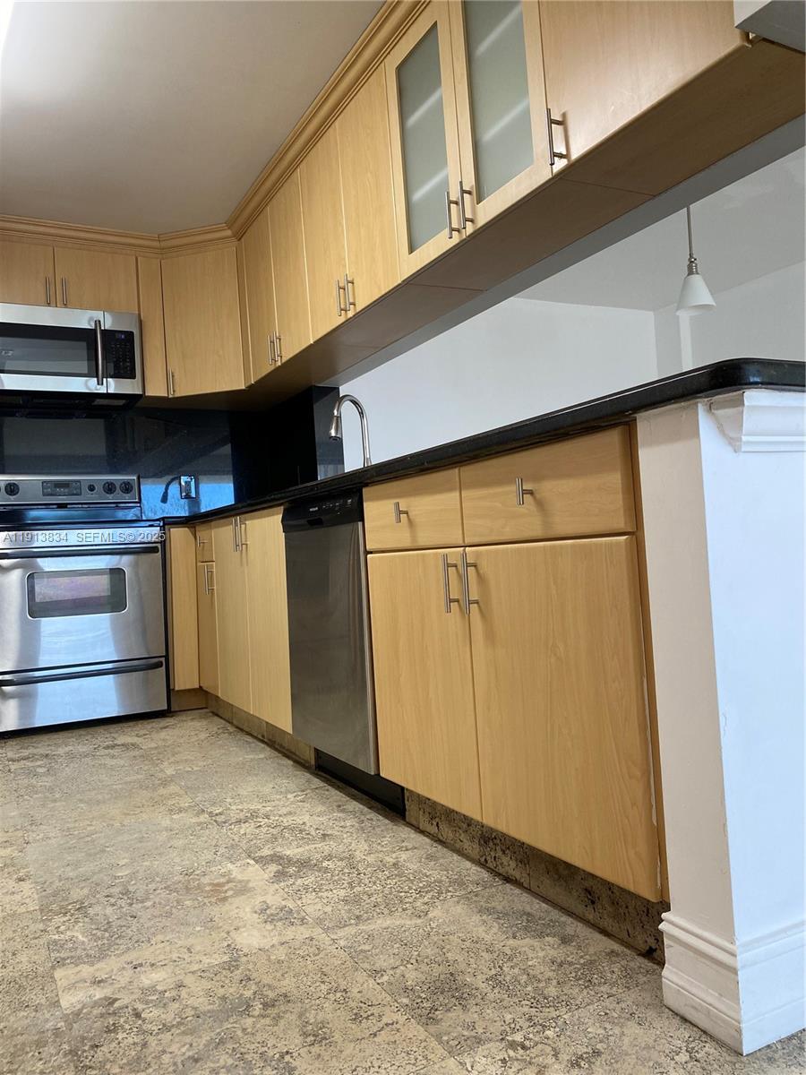 177 Ocean Lane Dr # 505