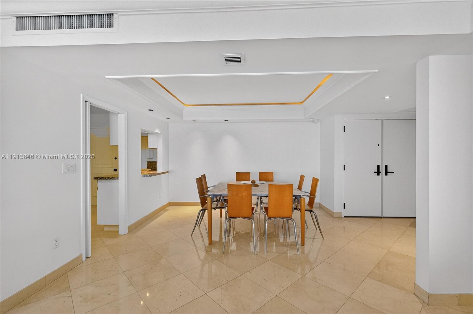 2 Grove Isle Dr # B1505