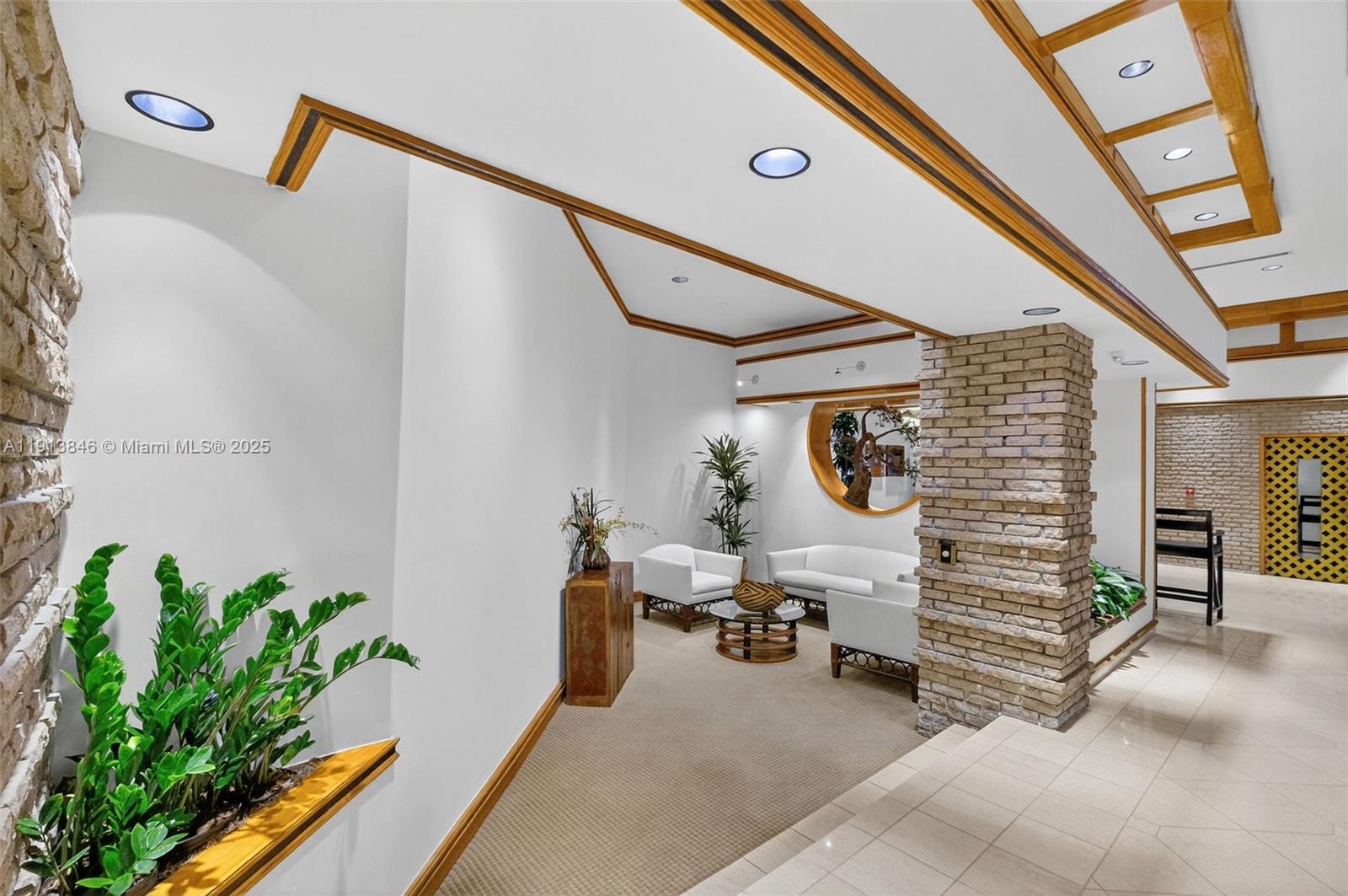 2 Grove Isle Dr # B1505