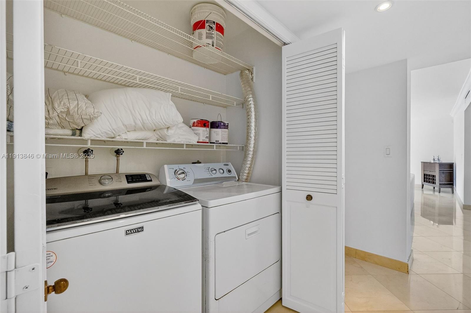 2 Grove Isle Dr # B1505