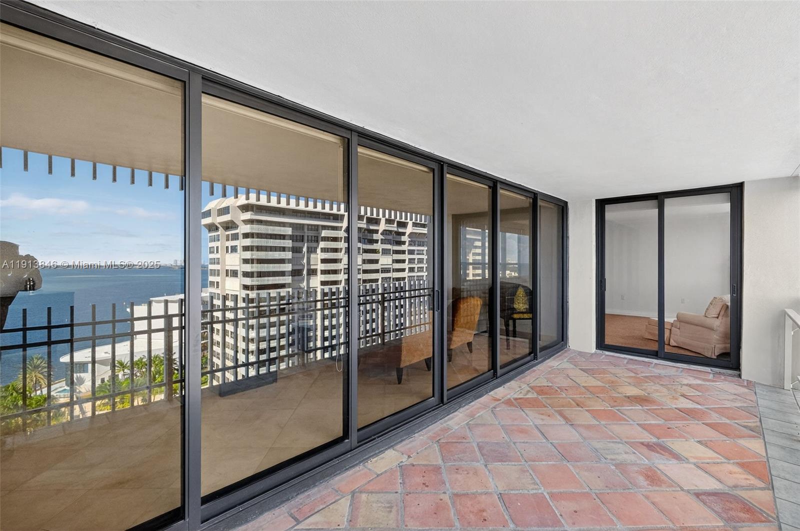 2 Grove Isle Dr # B1505