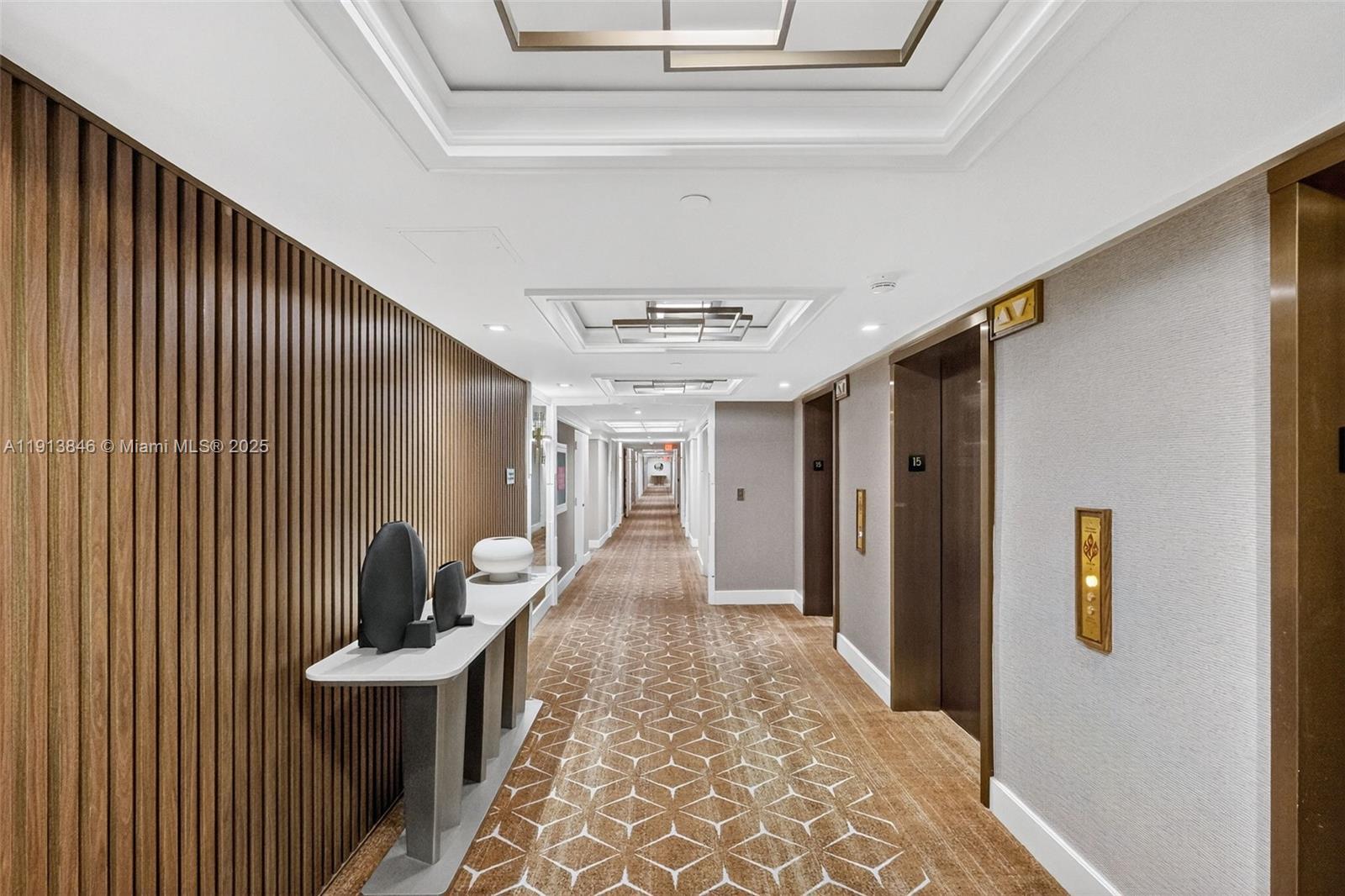 2 Grove Isle Dr # B1505