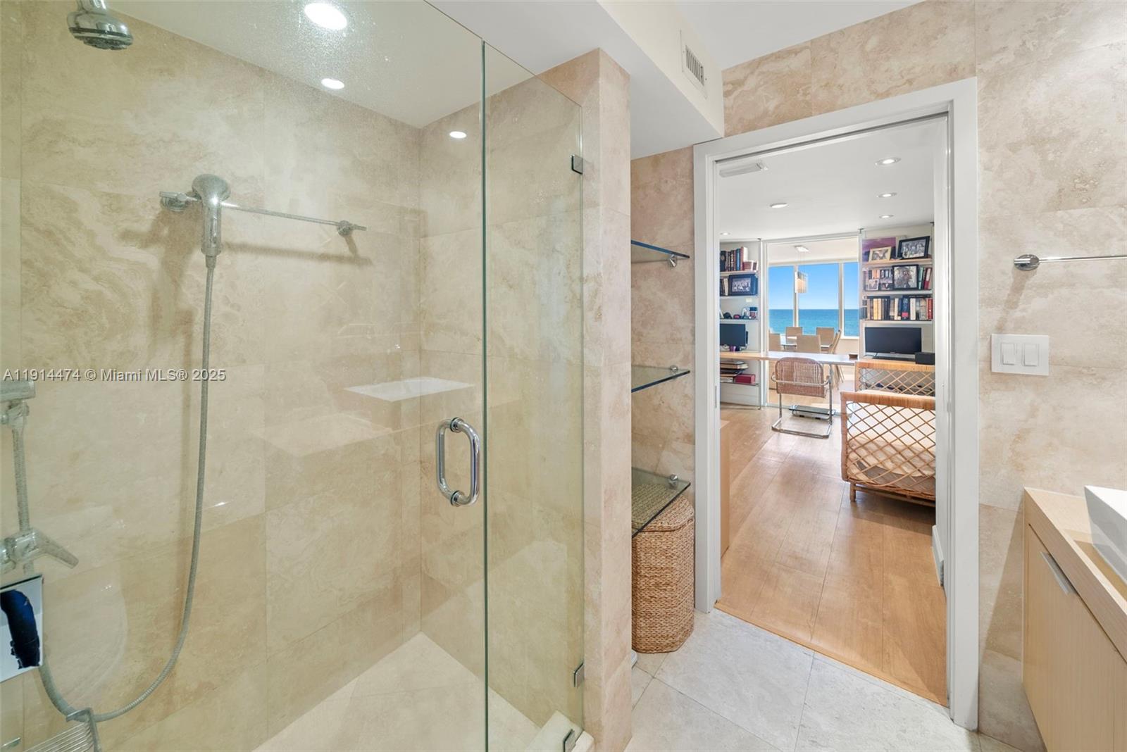 200 Ocean Lane Dr # 501